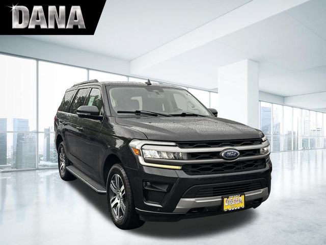 2023 Ford Expedition XLT 4WD photo