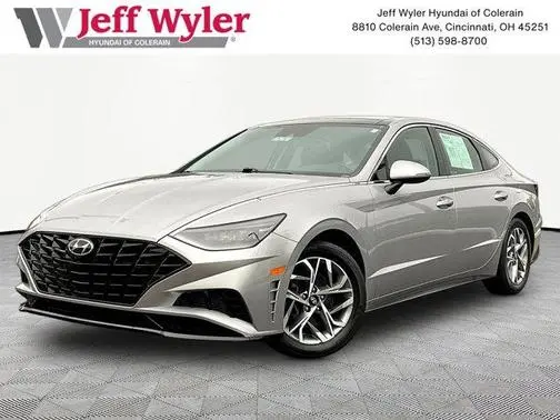 2023 Hyundai Sonata SEL FWD photo