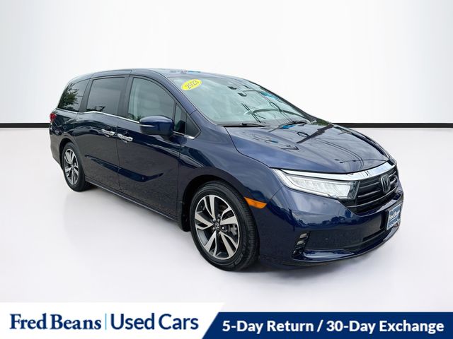 2023 Honda Odyssey Touring FWD photo