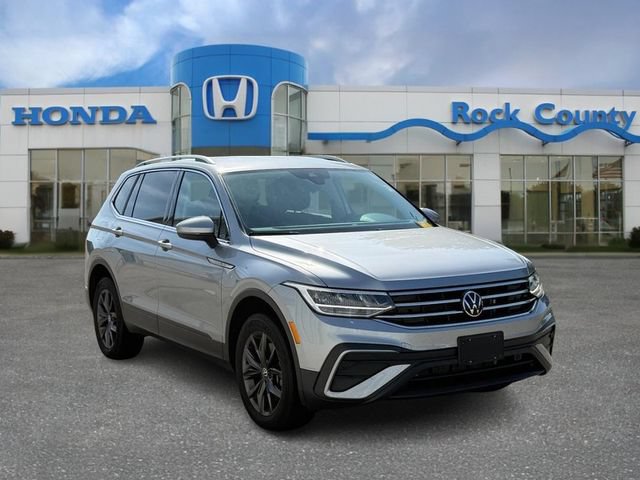 2023 Volkswagen Tiguan SE FWD photo