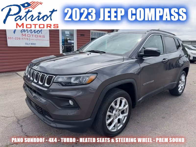 2023 Jeep Compass Latitude Lux 4WD photo