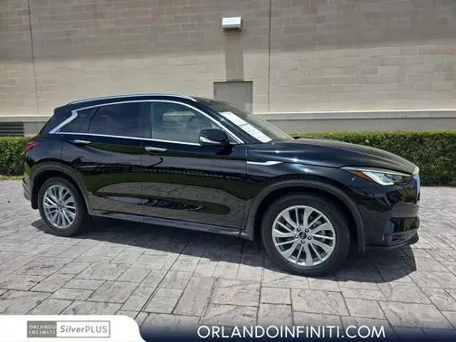 2023 Infiniti QX50 LUXE FWD photo