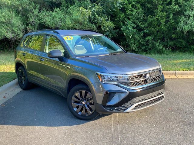2023 Volkswagen Taos S FWD photo