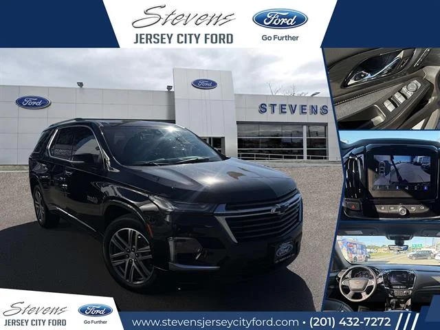 2023 Chevrolet Traverse High Country AWD photo