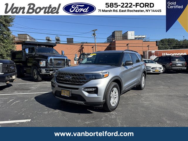 2023 Ford Explorer XLT 4WD photo