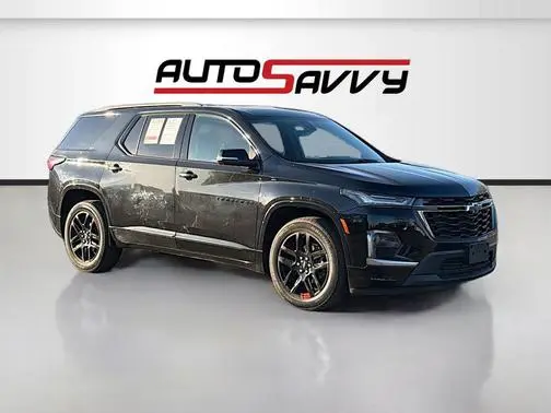 2023 Chevrolet Traverse Premier FWD photo