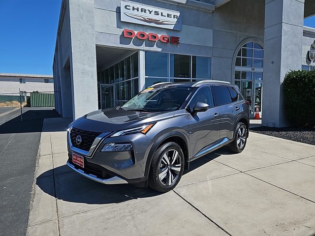 2023 Nissan Rogue Platinum FWD photo