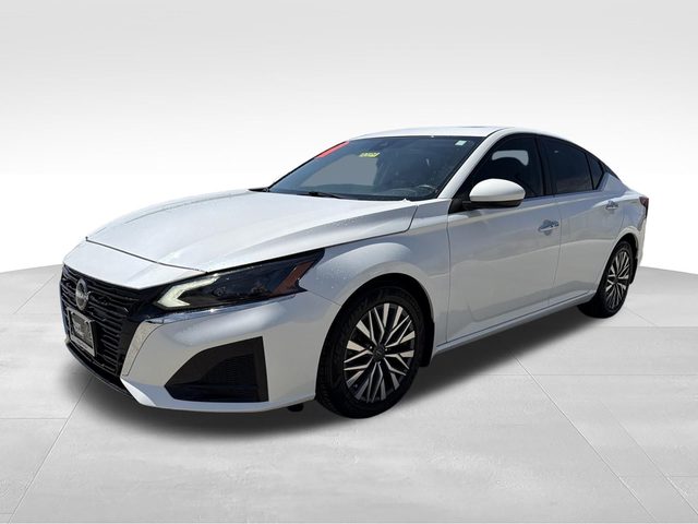 2023 Nissan Altima 2.5 SV FWD photo