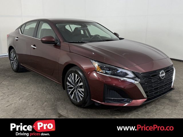 2023 Nissan Altima 2.5 SV AWD photo