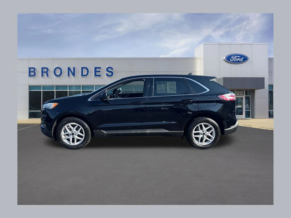 2023 Ford Edge SEL AWD photo