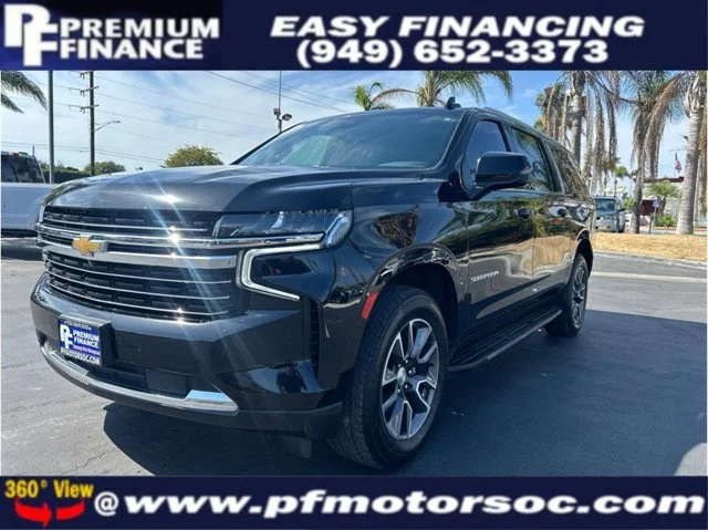 2023 Chevrolet Suburban LT RWD photo