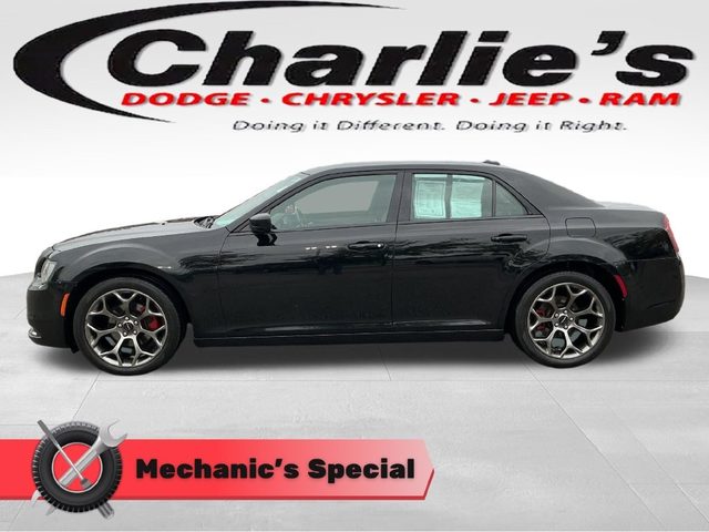 2015 Chrysler 300 300S RWD photo