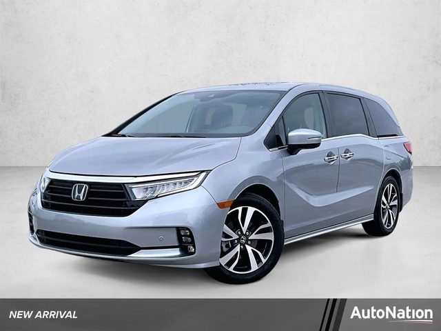 2023 Honda Odyssey Touring FWD photo