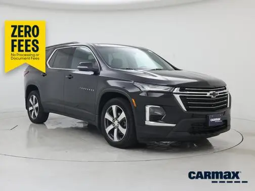 2023 Chevrolet Traverse LT Leather AWD photo