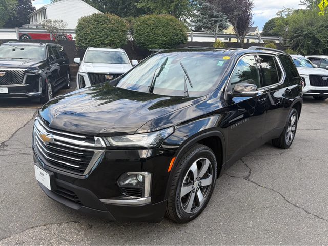 2023 Chevrolet Traverse LT Leather AWD photo
