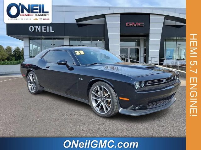 2023 Dodge Challenger R/T RWD photo