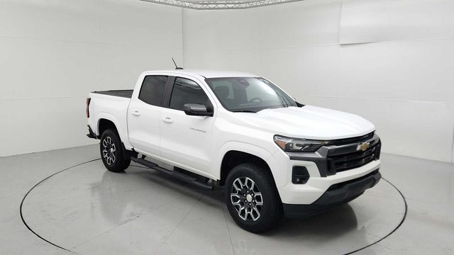 2023 Chevrolet Colorado 2WD LT RWD photo