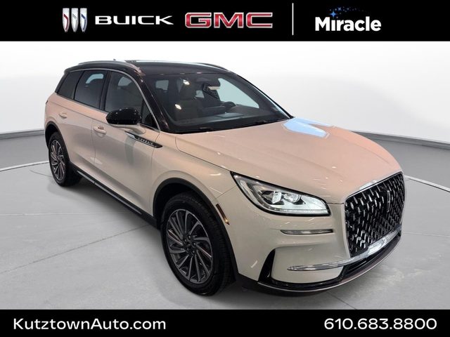 2023 Lincoln Corsair Reserve AWD photo