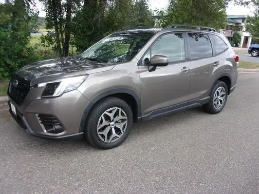2023 Subaru Forester Premium AWD photo