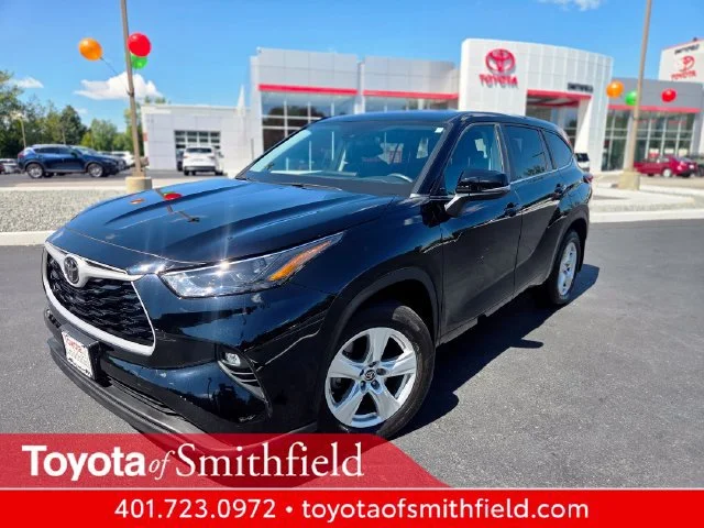 2023 Toyota Highlander LE AWD photo