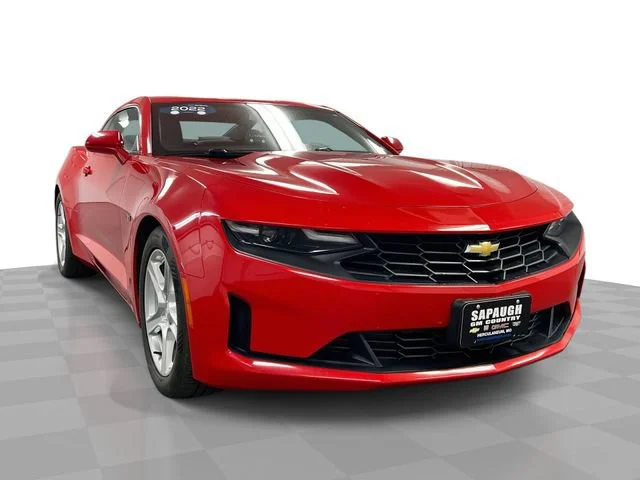 2022 Chevrolet Camaro 1LT RWD photo