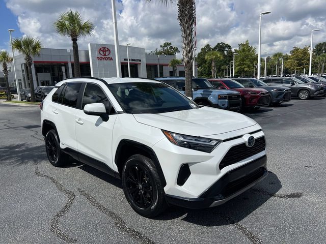 2023 Toyota RAV4 Hybrid SE AWD photo