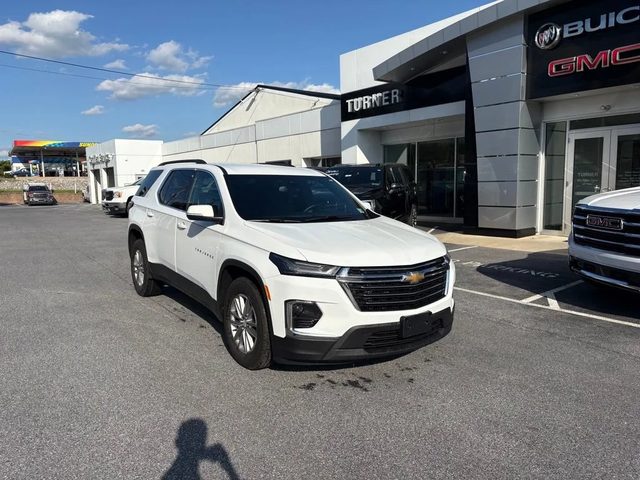 2023 Chevrolet Traverse LT Cloth AWD photo