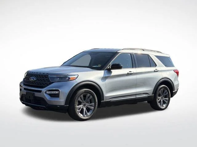2023 Ford Explorer XLT 4WD photo