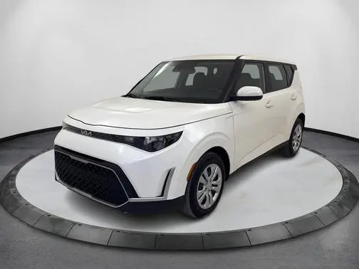2023 Kia Soul LX FWD photo