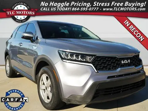 2022 Kia Sorento LX FWD photo