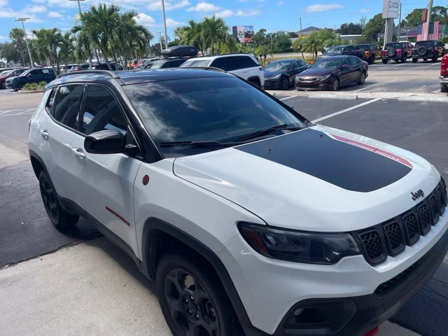 2023 Jeep Compass Trailhawk 4WD photo