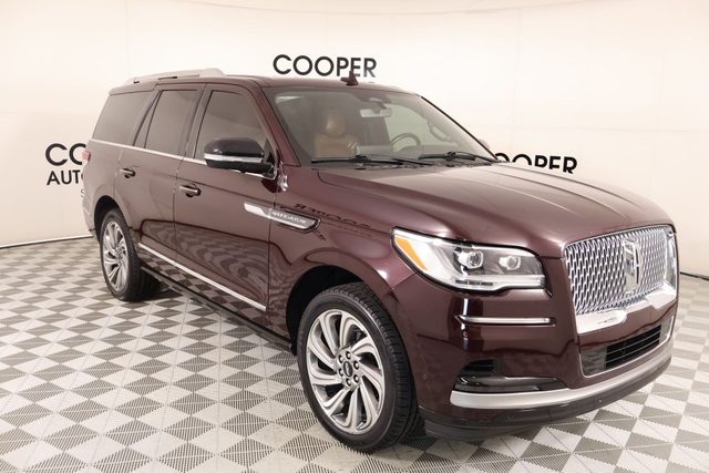 2023 Lincoln Navigator Reserve 4WD photo