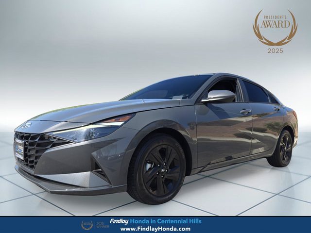 2023 Hyundai Elantra Blue FWD photo
