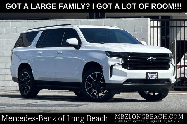 2023 Chevrolet Suburban RST 4WD photo