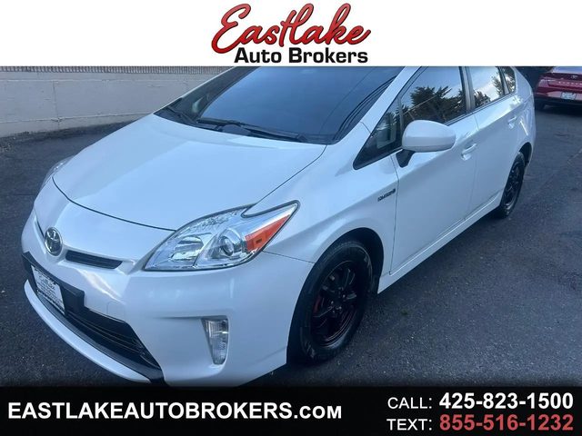 2015 Toyota Prius Four FWD photo