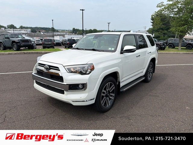 2023 Toyota 4Runner Limited 4WD photo
