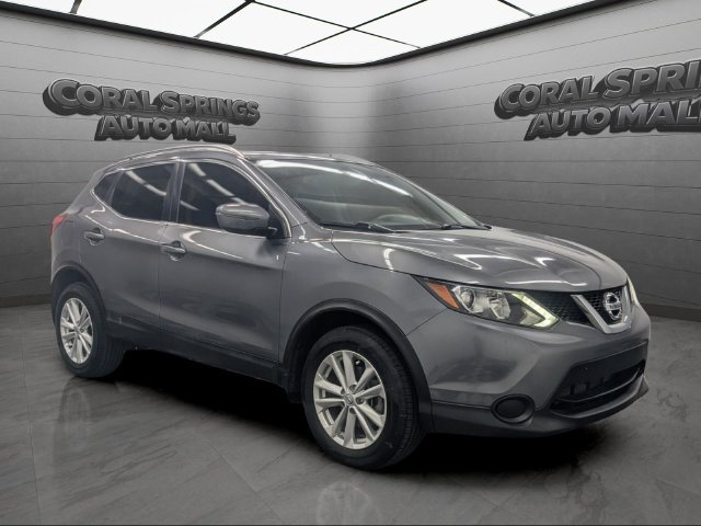 2017 Nissan Rogue Sport SV FWD photo