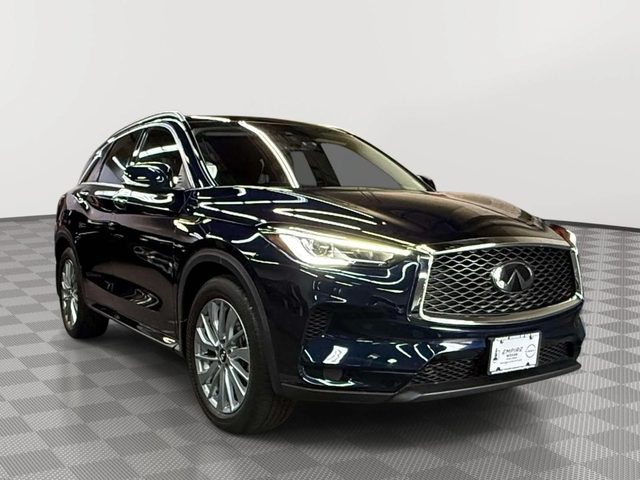 2023 Infiniti QX50 LUXE AWD photo