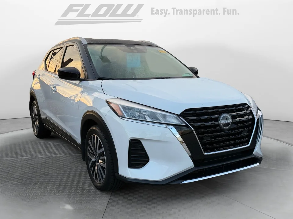 2023 Nissan Kicks SV FWD photo