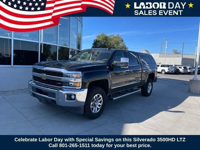 2015 Chevrolet Silverado 3500HD LTZ 4WD photo
