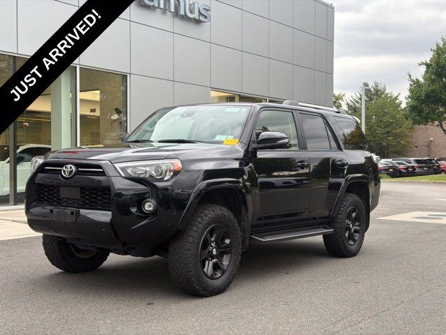 2023 Toyota 4Runner SR5 Premium 4WD photo