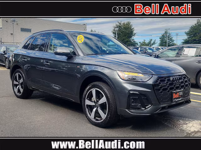 2023 Audi Q5 S line Premium Plus AWD photo