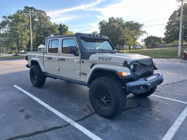 2022 Jeep Gladiator Willys Sport 4WD photo