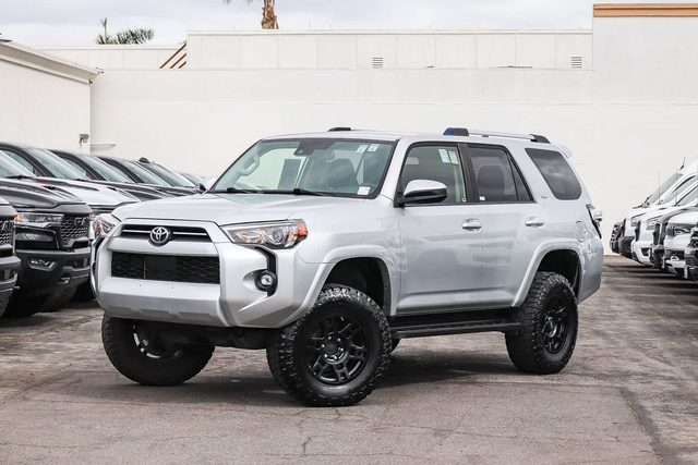 2021 Toyota 4Runner SR5 4WD photo