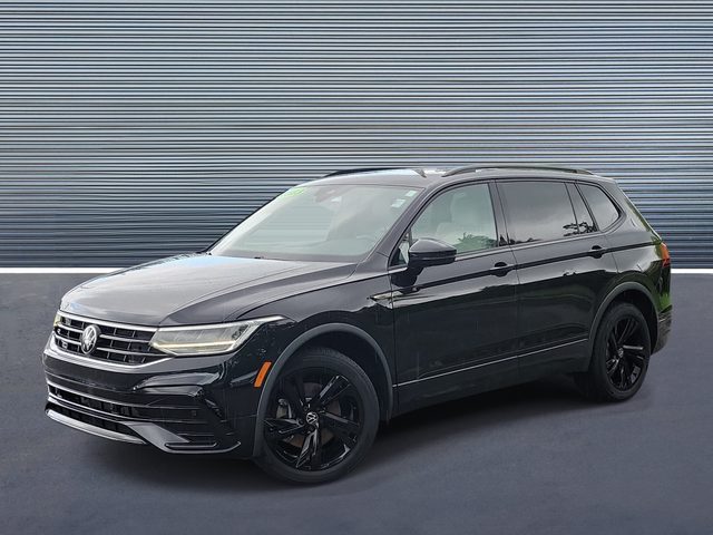 2023 Volkswagen Tiguan SE R-Line Black FWD photo