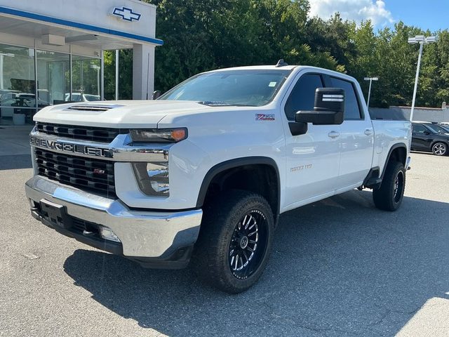 2022 Chevrolet Silverado 2500HD LT 4WD photo