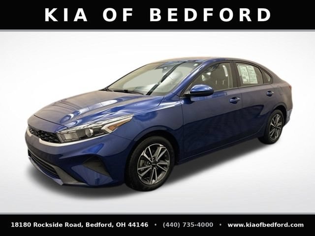 2023 Kia Forte LXS FWD photo
