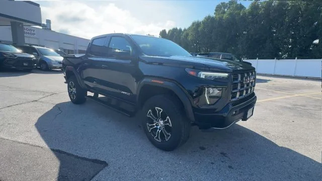 2023 GMC Canyon 4WD AT4 4WD photo