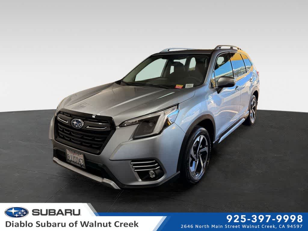 2023 Subaru Forester Touring AWD photo