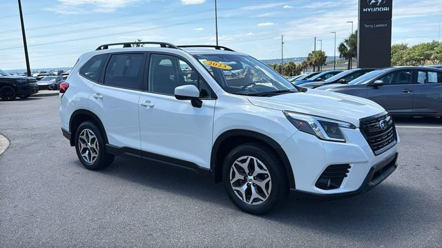 2023 Subaru Forester Premium AWD photo